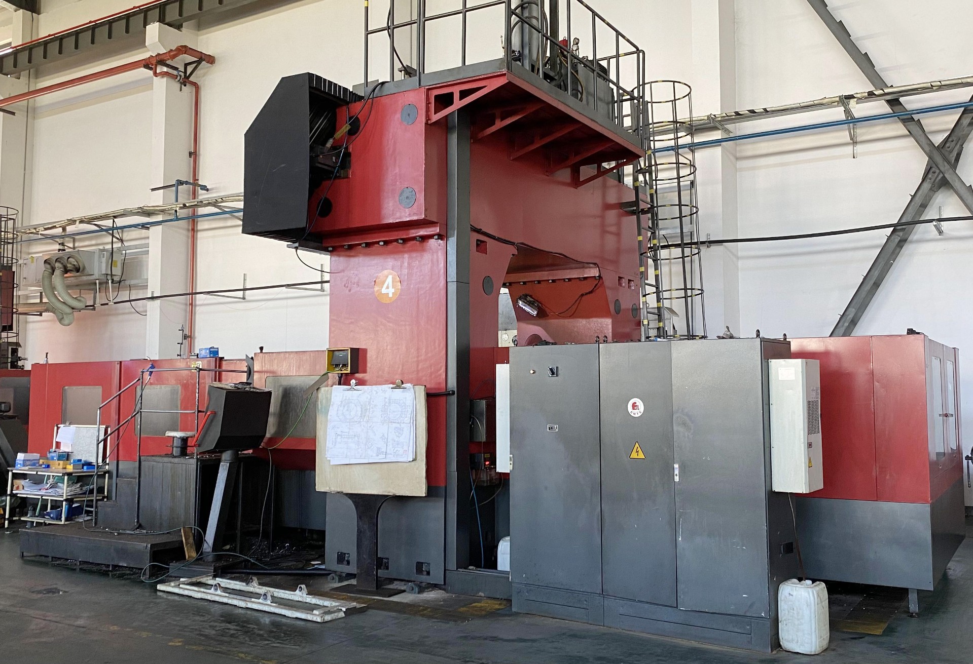 加工中心4號(hào)機(jī)